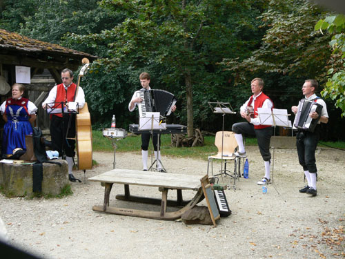 Auftritt im Freilichtmuseum Neuhausen ob Eck